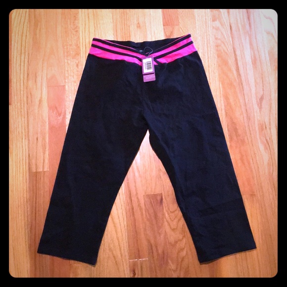 NWT Capri activewear - Picture 1 of 2